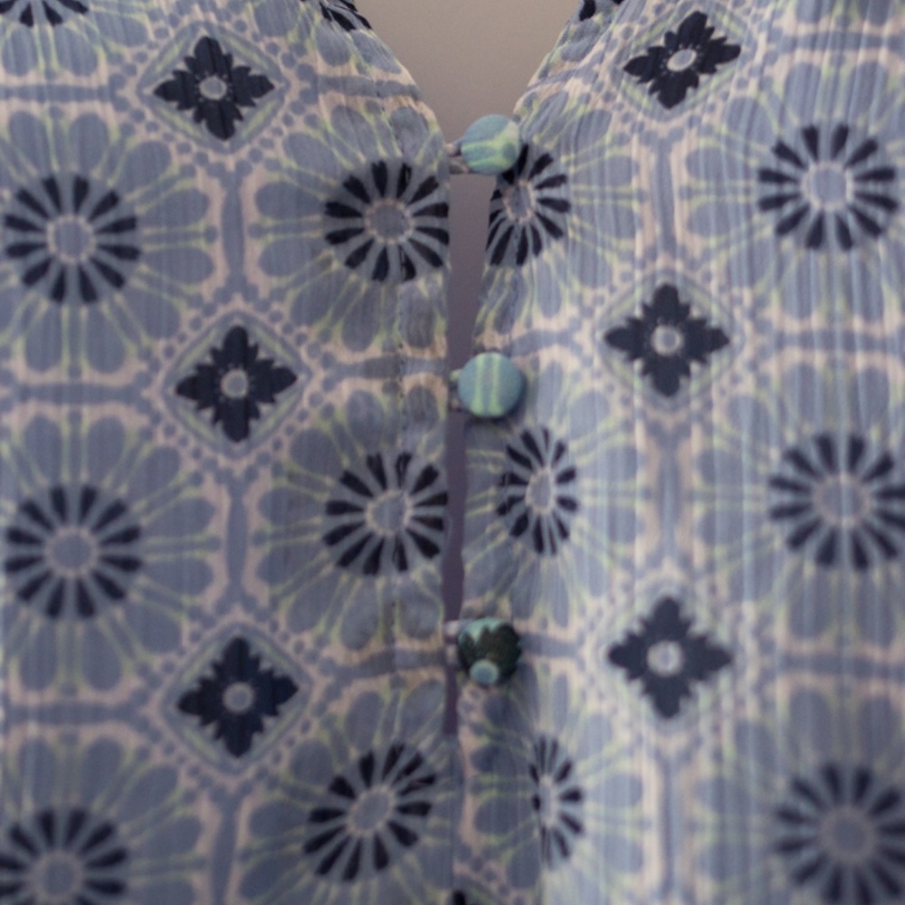 Blue Patterned Blouse - Picture 8 of 8